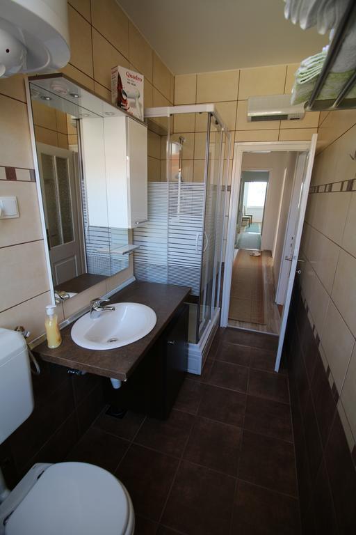 Apartment Ribica Krk Island Szoba fotó